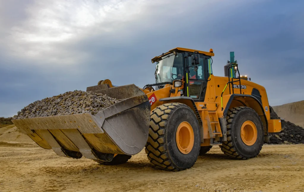Loading Shovels training uk